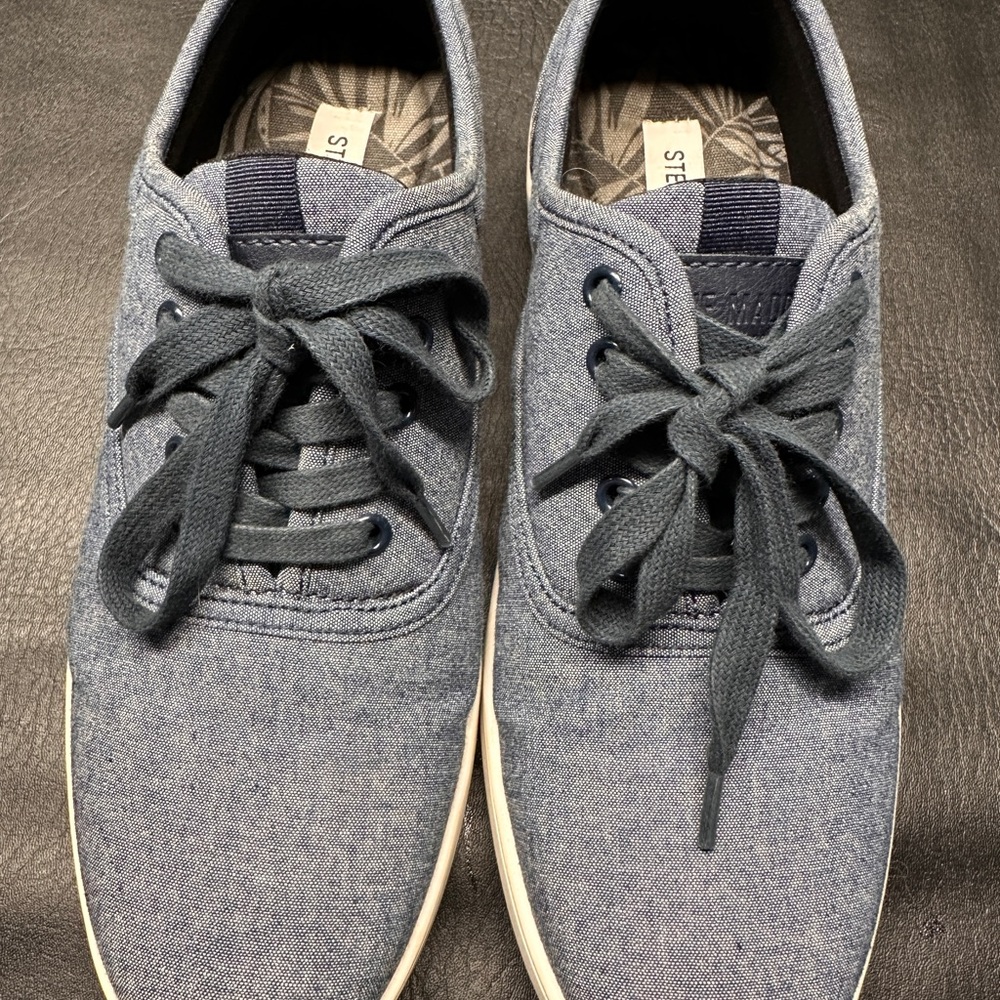 Steve Madden Men’s Blue Canvas Fashion Sneakers